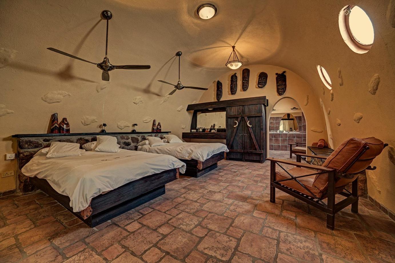 Mount Etjo Safari Lodge Kalkfeld Екстериор снимка